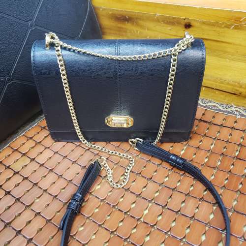 靚名牌手袋5個，9成新，可以交換。