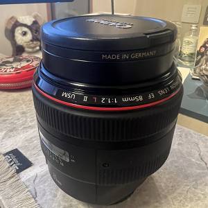 Canon EF 85mm 1.2L II USM 連 B+W filter