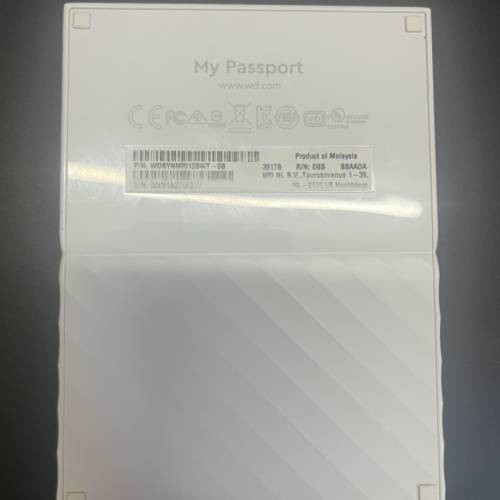 WD MY PASSPORT 1TB EXTERNAL HDD(白色）