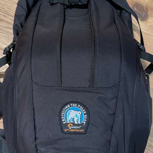 Lowepro Primus AW 40周年保護北極熊 紀念版