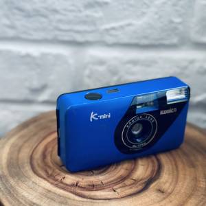 出售Konica 菲林相機一部，型號：k mini,入電後液晶體顯示屏會著，冇用菲林試機，所...