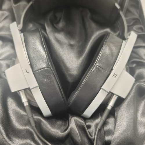 Hd800 早期靚聲絕版 懂的才來 可換封閉式headphone