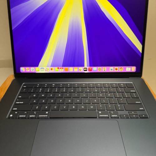 M3 Macbook Air 15&rdquo; 8GB+256GB (午夜暗色)