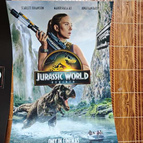 侏羅記世界重生-電影海報-2張