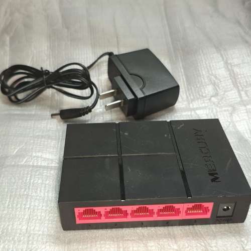 二手 水星 MERCURY SG105M 交換機 5埠 1000M Switch 5 Ports HK$25