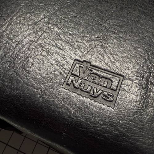 VanNuys D897-Premium 手工真皮系列 3 格耳機收納盒 Ver.2.0