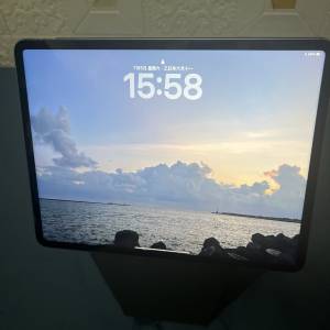 iPad Pro 12.9 2022 M2 6th 128GB. WiFi + 5G版本