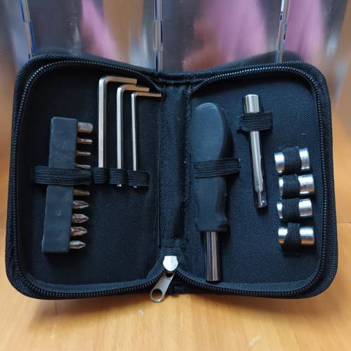 家居維修工具 $10
