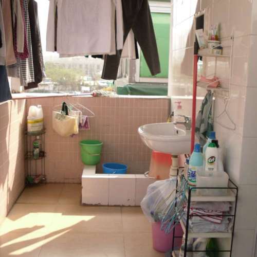 免佣出租 元朗屏山洪屋村2樓連天台