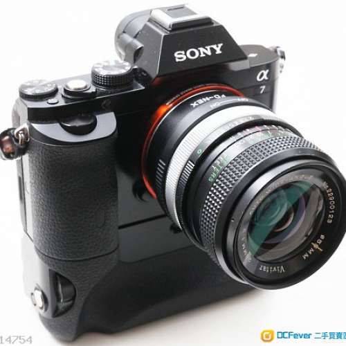 Vivitar 28mm f/2.0 (22字頭55mm鏡徑) 著名大光圈廣角鏡    放射散景非常好玩    ...