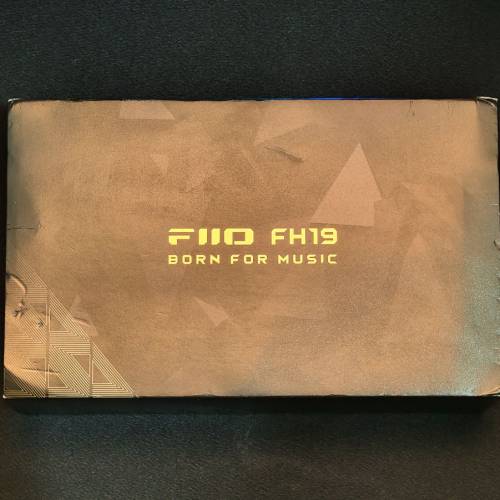FiiO 飛傲 FH19 入耳式耳機 有箱說