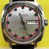 Vintage Bulova 自動機械腕錶.