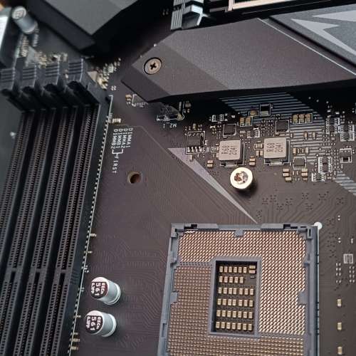 MSI MPG Z490 GAMING EDGE WIFI (DDR4)