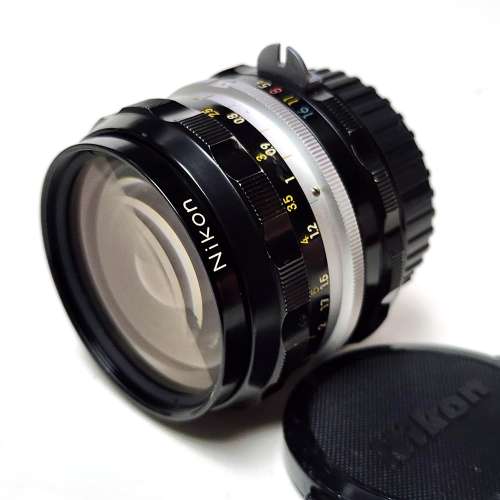 Nikon NIKKOR-H Auto 28mm f/3.5