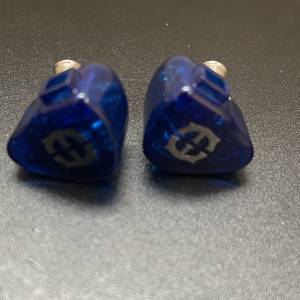 Massdrop Drop Empire Ears Zeus 有盒配件齊