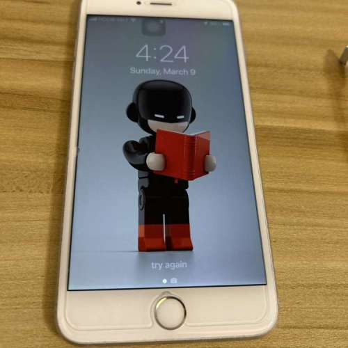 蘋果 Apple iPhone 6s Plus 64GB 智能 手機 電話 headphone jack