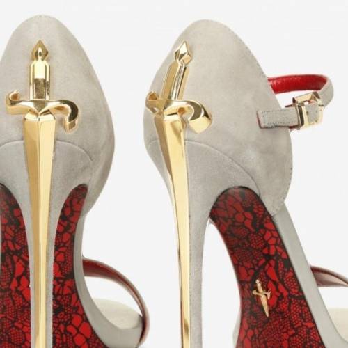 全新高踭鞋cp 訂製