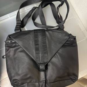 Côte&Ciel yakima messenger bag - black