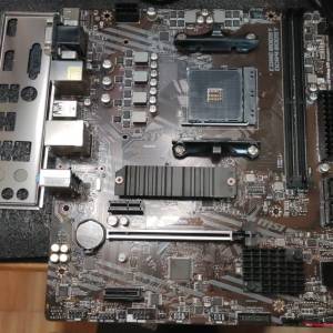 MSI B550M PRO Micro-ATX 主機版 正版Window10Pro Socket AM4