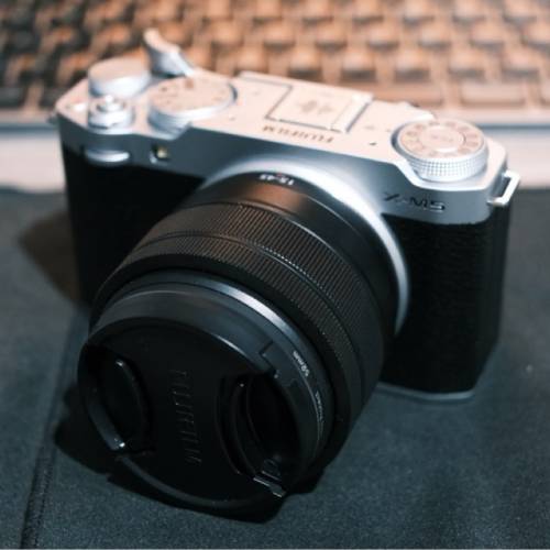 Fujifilm X-M5 with XC15-45mm 行貨 99%新  保養期到年尾