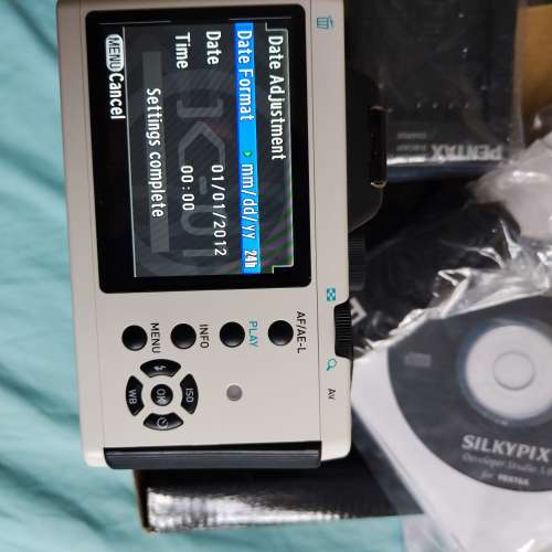 pentax K-01 + 18-55mm