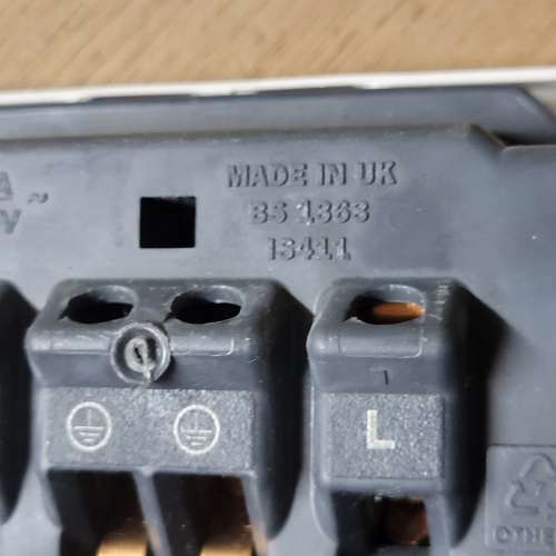 英國 MK 紅銅牆蘇