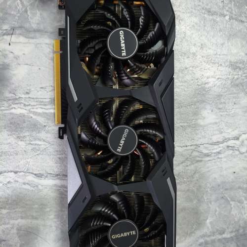新淨 Gigabyte RTX2080