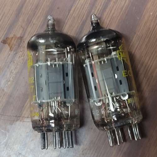 Mullard 黃字 ECC82 x 2