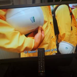 屯門良景輕鐵站交收 LG 樂金 27吋 Personal TV 27MT57S LED 數碼智能電視 連遙控 火...