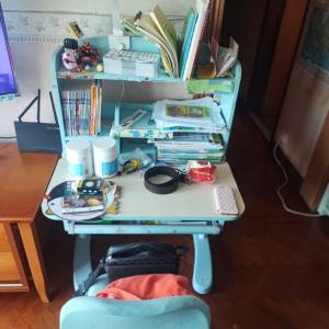 兒童書枱連椅