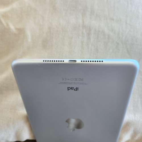 iPad mini 4 (wi-fi) 16GB