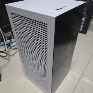 13600k, 4070ti, 16gb ram,  1tb ssd, nzxt itx pc