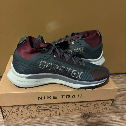 全新NIKE防水react pegasus trail 4 GTX  越野跑鞋  Gore-tex 防水物料 （墨綠 / 酒...