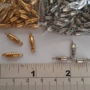 清理存貨銅螺絲扣，10mm  320克約600個共售300元，160克售200元。多量價錢可以再商...