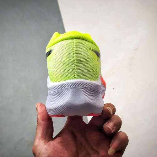 Asics Magic Speed 4 熒光黃 輕量減震碳板競速跑步鞋 size：36 37 38 39 39.5 40 4...