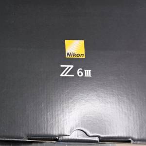 98%new 新淨 行貨 Nikon Z6III body 跟原裝兩電 充電器 送鐵頭充電電池盒