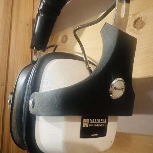 出售National 古董耳機，靚聲，100%正常，外覾90%新，海綿皮狀態良好，型號：RP9428...