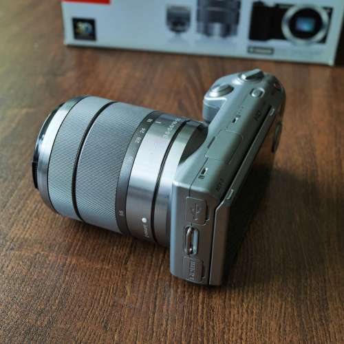 索尼sony 銀色18-55mm kit鏡 （不含機身）
