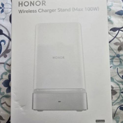 Honor wireless charger stand（ max 100W ）