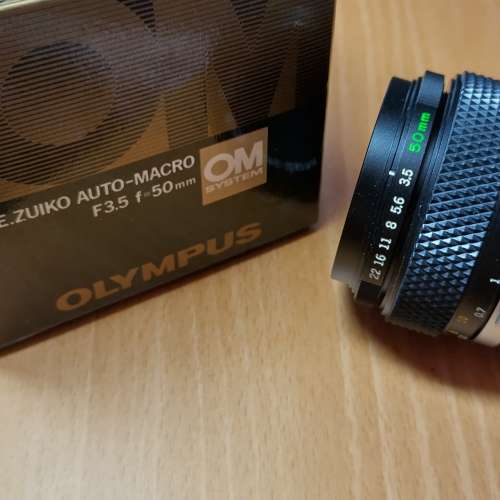Olympus Zuiko 50mm F3.5 macro
