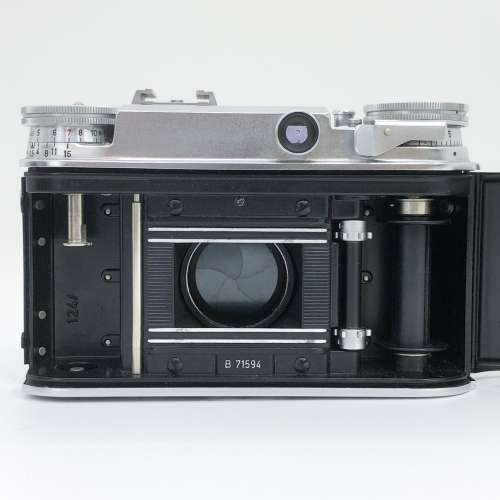 98% New Voigtlander Prominent + Nokton 50mm F1.5 菲林相機, 深水埗門市可購買