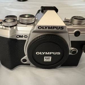 Olympus OM-D E-M5 Mark III 14-150 kit
