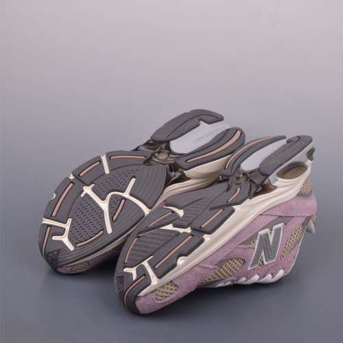 New Balance 2010系列 經典復古休閒運動板鞋U2010VT size：36 37 37.5 38 38.5 39....