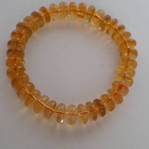 天然A級黃晶算盤珠手串，10x5mm. 原價1200元，覒半價600元出售。no.24.7.25