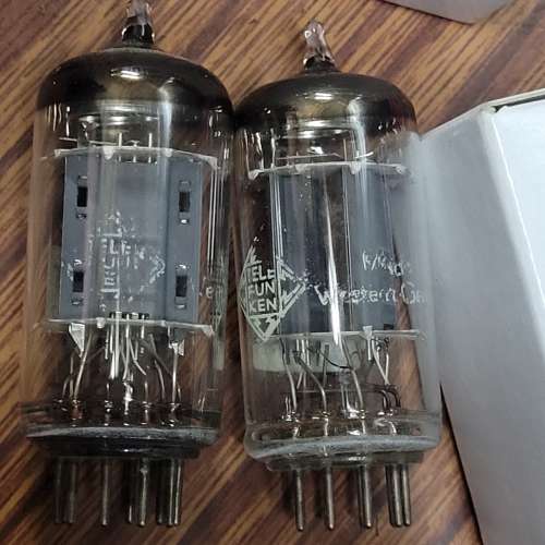 Telefunken ECC83 12AX7 坑屏