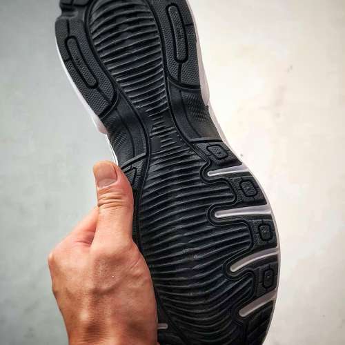 Nike Air Max Fire 白黑 潮流百搭氣墊生活休閒鞋 size：36 36.5 37.5 38 38.5 39 4...