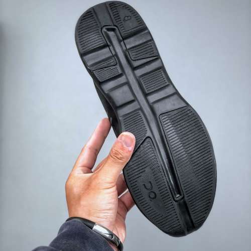 On Cloudtilt Loewe 戶外街頭機能風跑步鞋 size：36-45