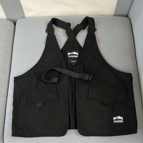 99% new Chocoolate go outdoor 背心 size L itshop 買 有單 nike apple adidas hoka