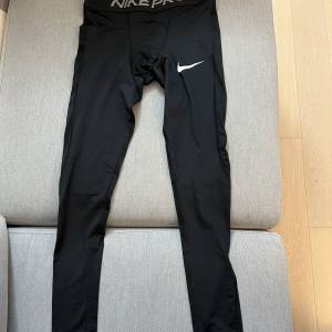 99% New Nike Legging NIKE PRO 男子訓練緊身褲 size M