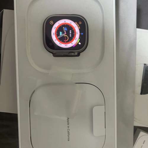 Apple Watch Ultra 智能手錶 GPS 蜂巢款 49 毫米